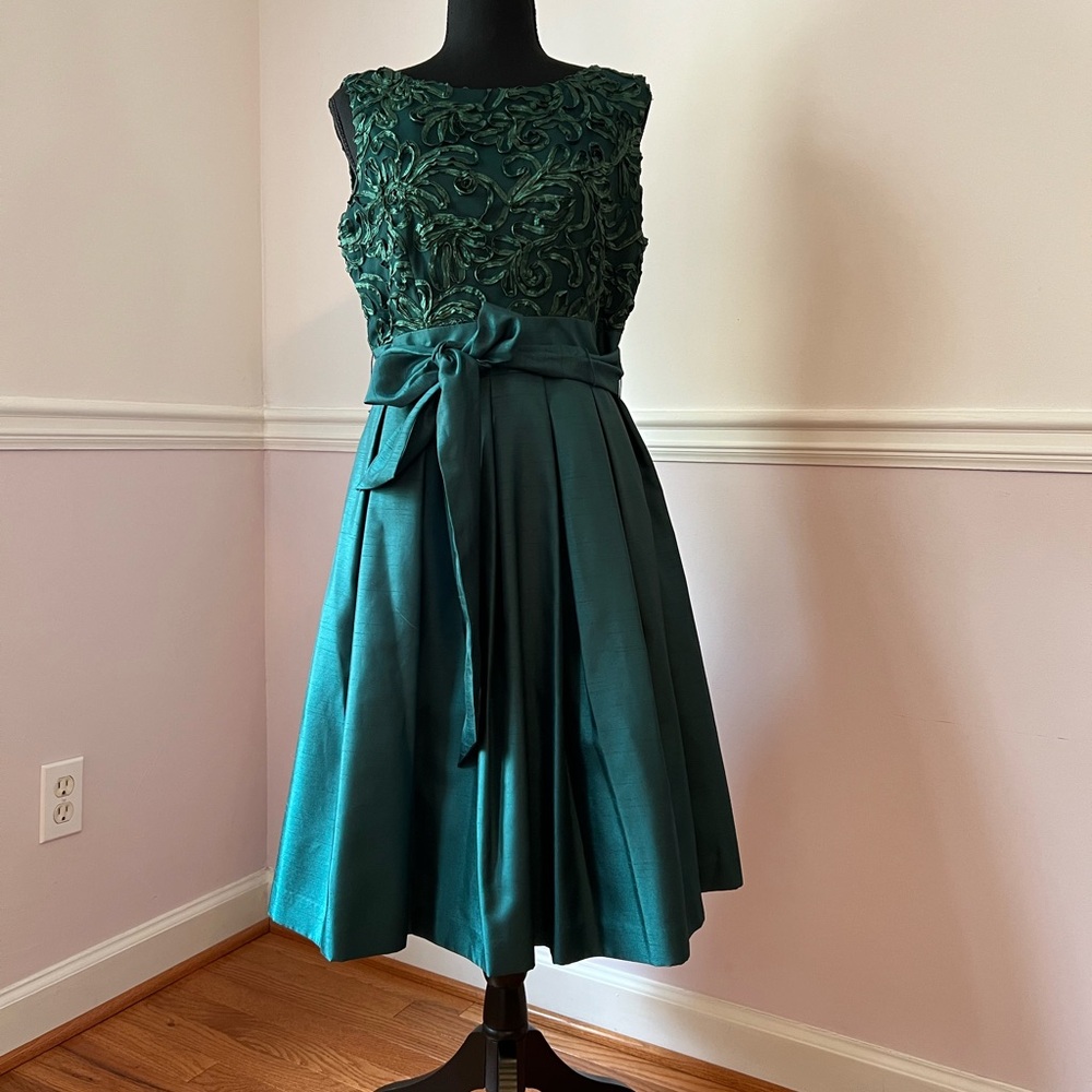 Jessica Howard Green and Blue Fit and Flare Midi Dress